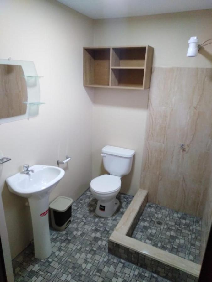 Hospedaje Carigan Loja Bagian luar foto